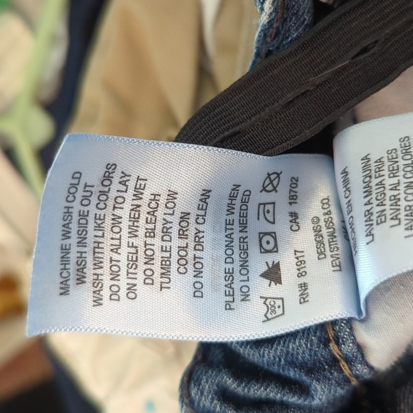 Levi's 514 Straight Leg Jeans with Adjustable Waistband Boys Size 8 24"x22" - Picture 6 of 7